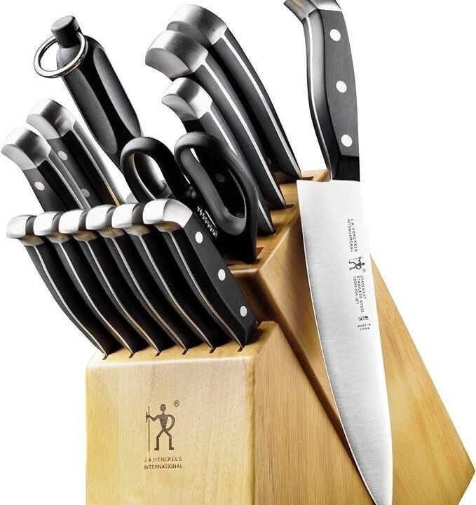 HENCKELS Statement Premium Quality 15-Piece Set with Block, Natural, Razor-Sharp, German Engineered Informed by 100+ Years of Mastery, Lightweight and Strong, Dishwasher Safe