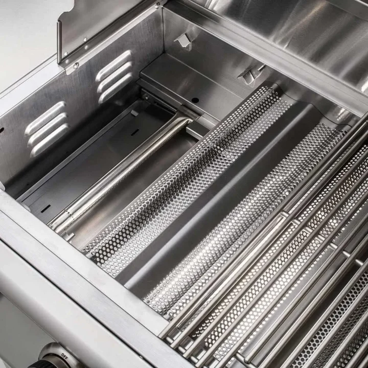 Blaze 32 In. 4 Burner Prelude LBM Gas Grills