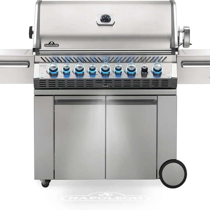 Napoleon Prestige 665 5-Burner Propane Grills